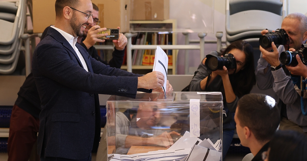 Къде отидоха гласовете, дадени на първия тур за кандидата на