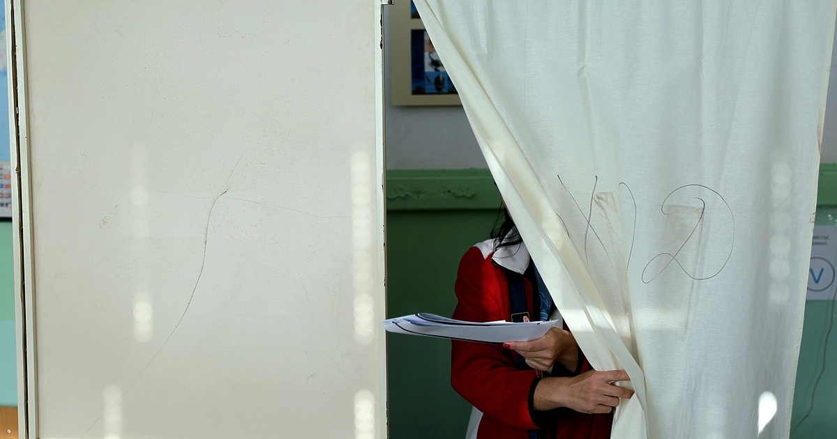 Денят минат под знака на първия тур на местните избори