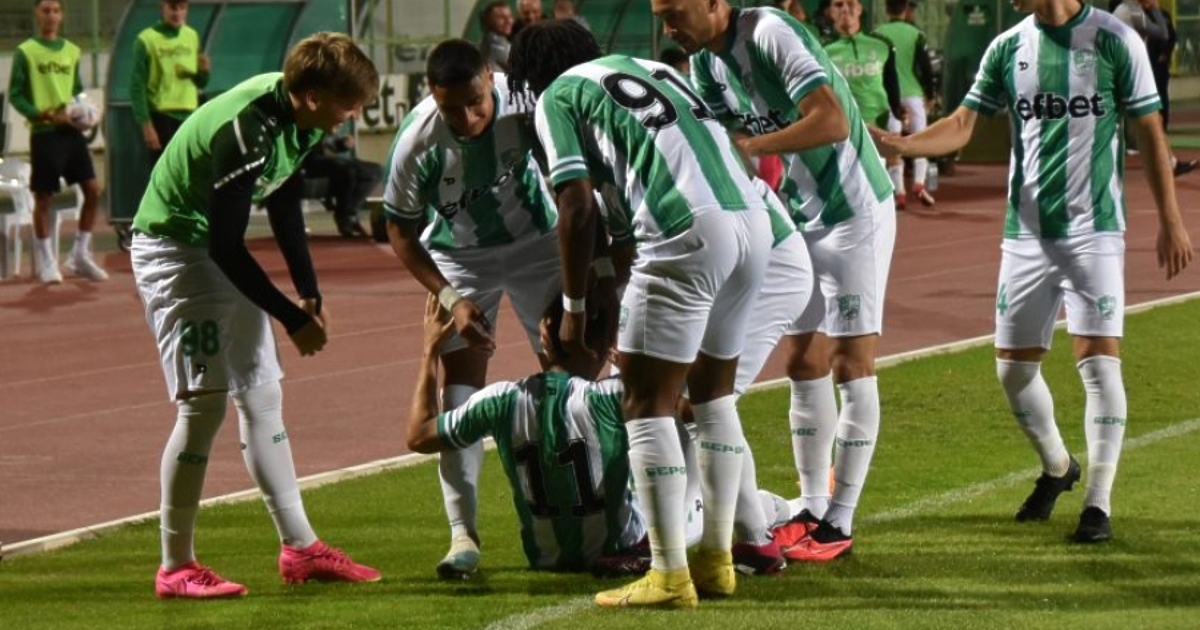 Берое удари Левски в мач от 15-ия кръг на Първа