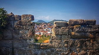 Към 11 00 ч вече има първи резултати и след старта