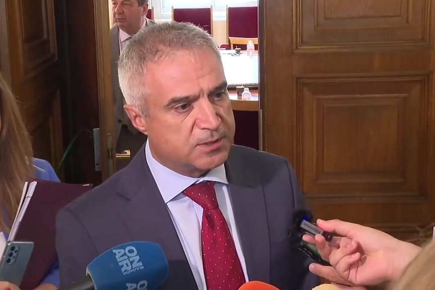 Енергийният министър: Двата нови блока на АЕЦ ще струва 15 млрд. евро