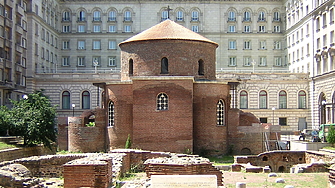 Вижте какво се случва на хиподрума в София към 14 00