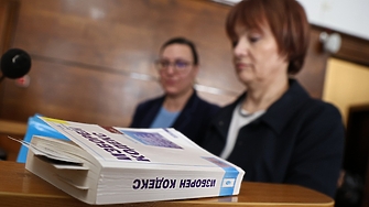 С хулене по медиите и по знайни и незнайни герои