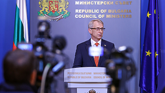 Премиерът Николай Денков коментира публично случващото се в българския футбол