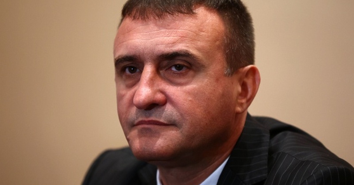 Оставка от поста заместник-председател на ЦС на ДПС подаде Ахмед