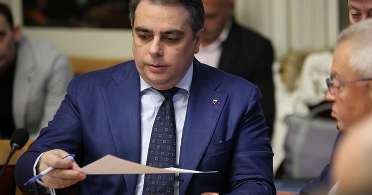 Няма как да станем богата държава, ако поддържаме евтина работна ръка.