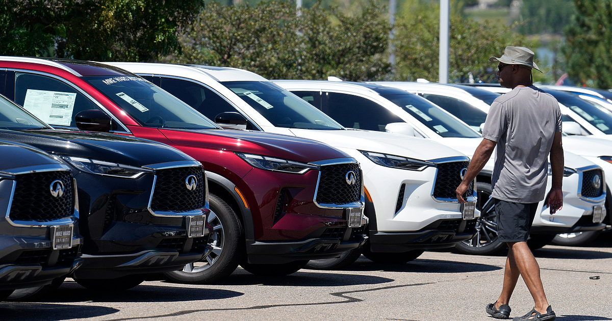 Продажбите на нови автомобили в ЕС през октомври растат за