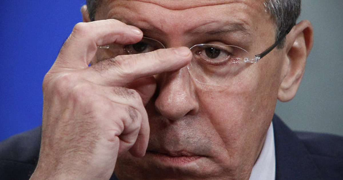 България пуска самолета на руския външен министър Сергей Лавров да