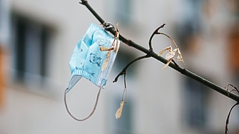 Отпада карантината за контактни и болни от коронавирус Това решиха депутатите