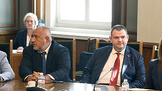 Бойко Борисов и Делян Пеевски се надяват правителството да се провали