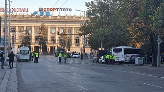 България и Унгария играят от 19 часа евроквалификация на затворения