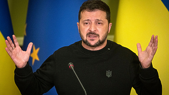 Украинският министър на отбраната иска украинците живеещи в чужбина например в