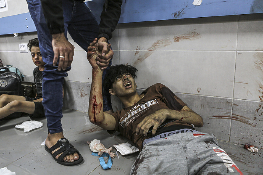 УНИЦЕФ: Деца, които се възстановяват след ампутации в болници в Газа, след това биват убивани в тях