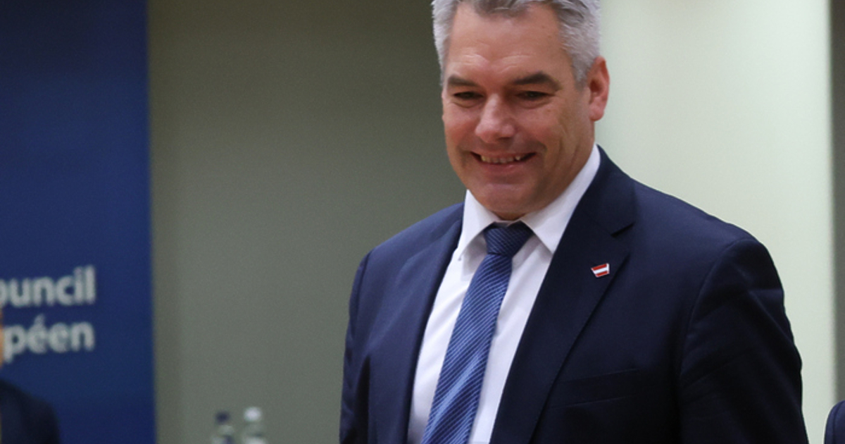 ЕС одобри 12-ия пакет санкции срещу Русия, става ясно от