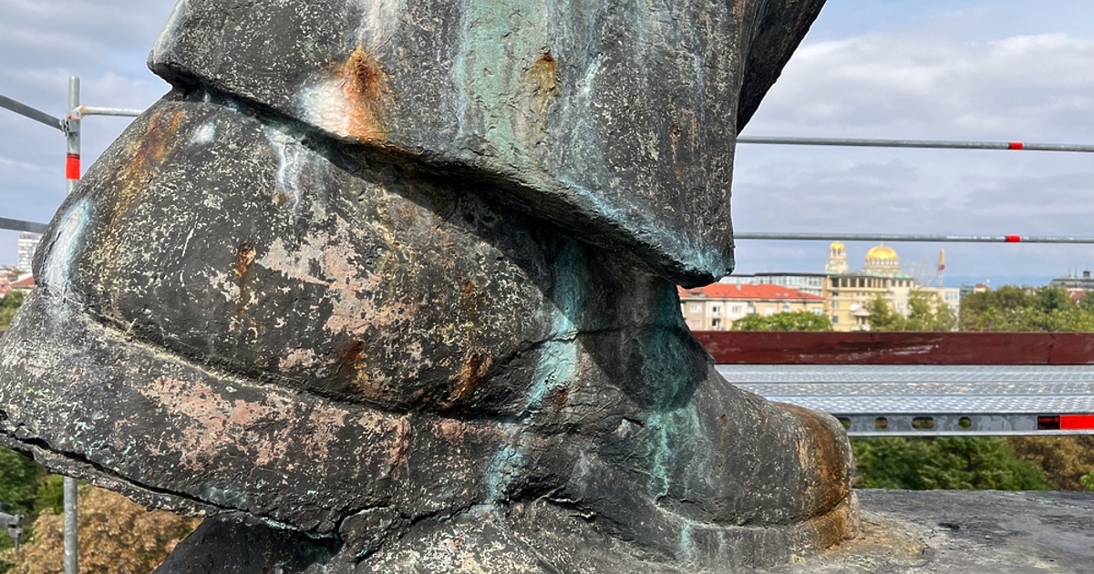 Областната администрация продължава да следва стриктно одобрения от Столична община