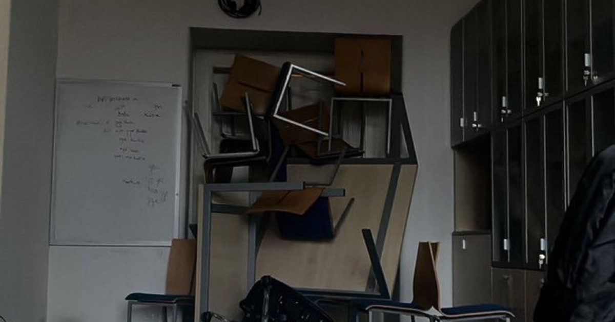 Единадесет души са загинали, десетки са ранени след стрелба в