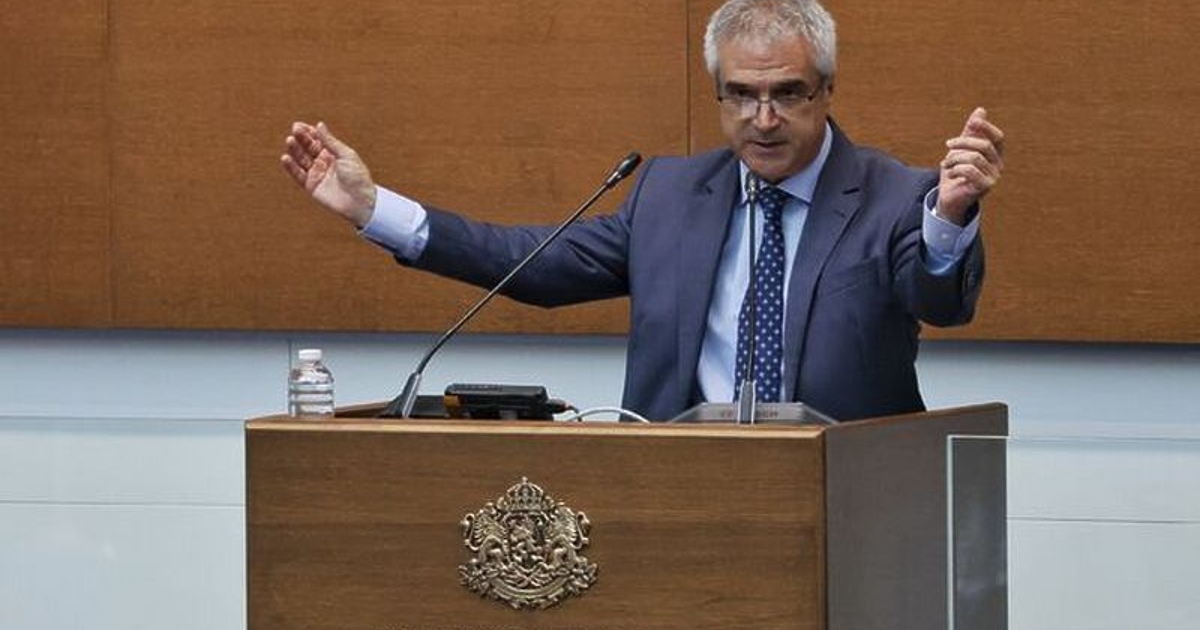 Съгласно общите условия съответното електроразпределително дружество дължи неустойки в случай,