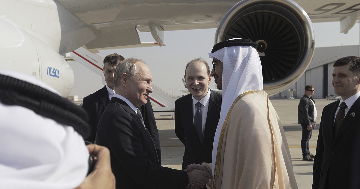Руският президент Владимир Путин пристигна днес в Абу Даби, където
