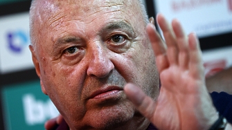 Президентът на Славия Венцеслав Стефанов даде брифинг на който в