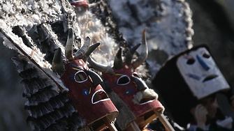 За зверски бой навръх т нар фестивал Сурва в пернишкия град