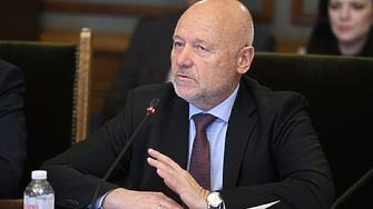 България още не е изпратила обещаните на Украйна БТР и Това