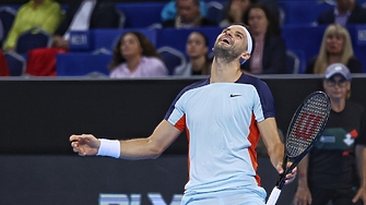 Григор Димитров и американецът Себастиан Корда спечелиха с 2 6 7 5