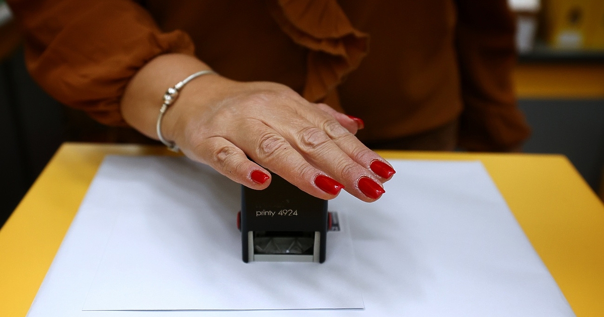 С 20 процента по-скъпо ще струва от утре изпращането на