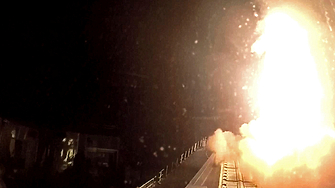 Британската компания за морска сигурност Амбри Ambrey съобщи че контейнеровоз