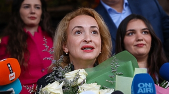 Антоанета Стефанова взе сребърен медал на Европейското първенство по ускорен