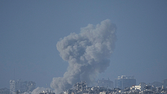 Най малко 78 души бяха убити тази нощ при израелски въздушни