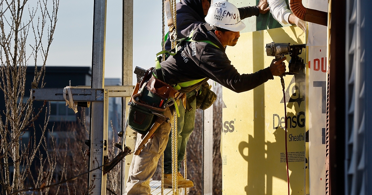 Да вземем Петко* като събирателен образ. Колапсът на НРБ и на целия