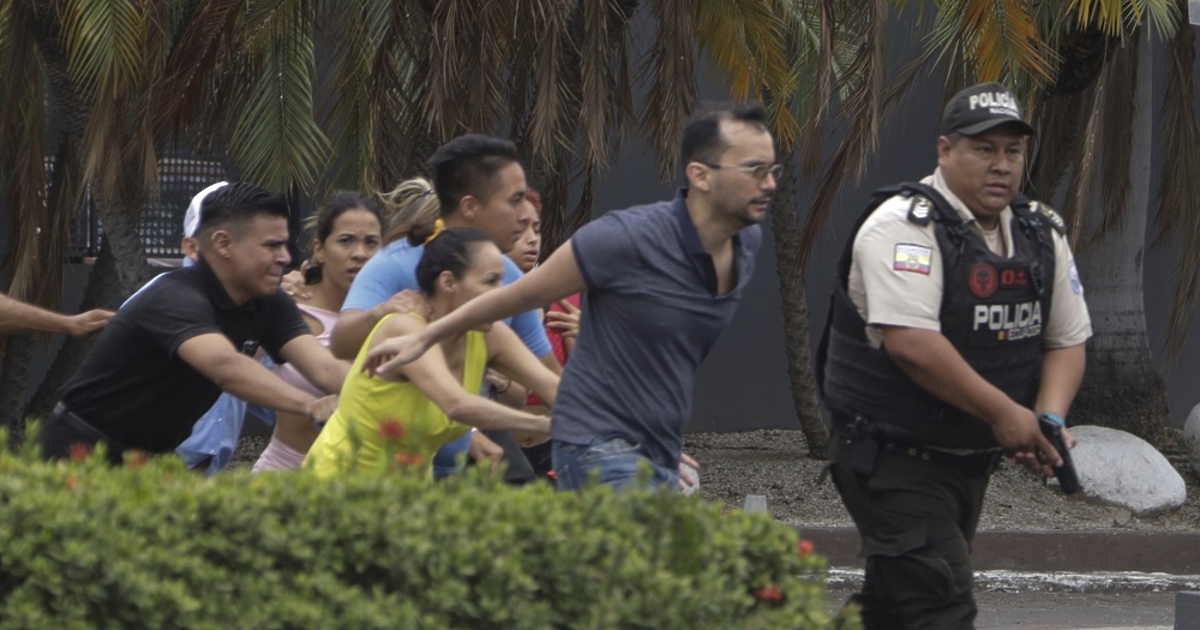 Президентът на Еквадор Даниел Нобоа обяви, че страната се намира