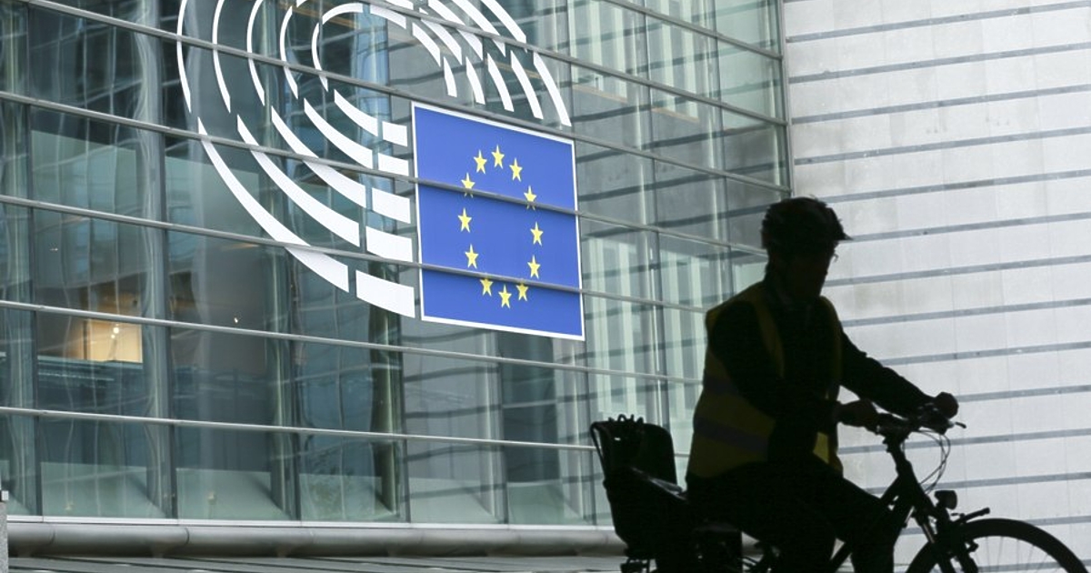 Ротацията и реденето на регулаторите не са единственото политическо изпитание