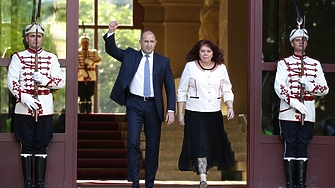 През 2020 година президентът Румен Радев излезе с лозунга Мутри