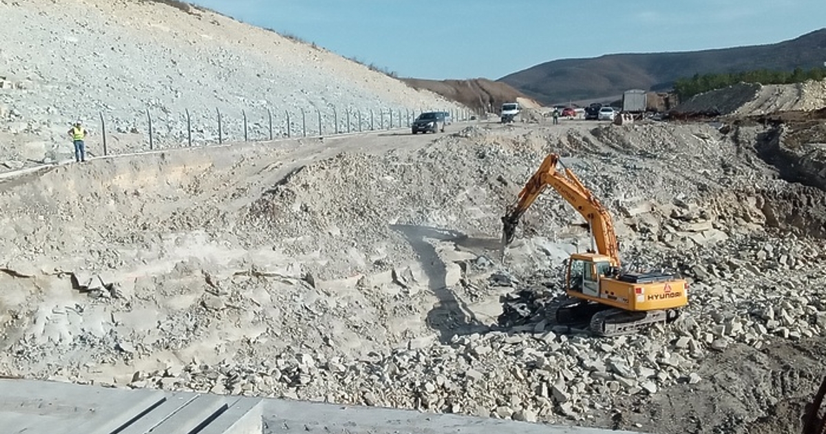 Дали фирмите, изпълняващи обществени поръчки и получили индексации заради оскъпяване на