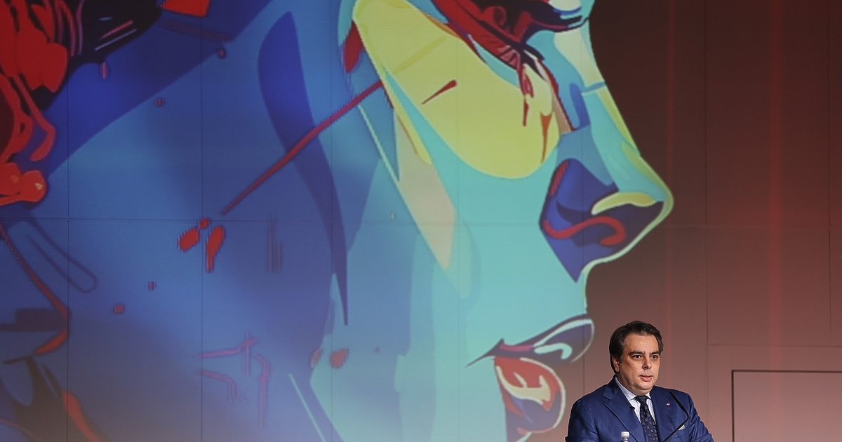 Седмици след публикацията в Бърд относно странни маневри с имот