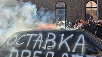 Възраждане организира днес протест пред Конституционния съд по повод референдума за