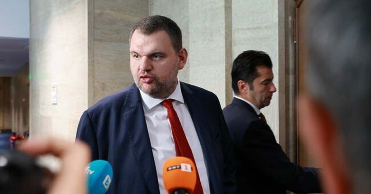 В недългия си, но успешен живот, г-н Пеевски е успял