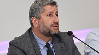 Съпредседателят на Демократична България Христо Иванов определи като легитимни интересите