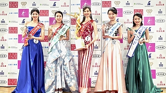 Родената в Украйна победителка на конкурса Мис Япония трябваше да върне