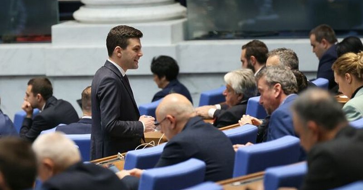 С едноминутно мълчание в памет на жертвите на комунистическия режим