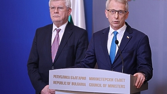 Кабинетът продължава да търси работещ вариант за споразумение с представителите