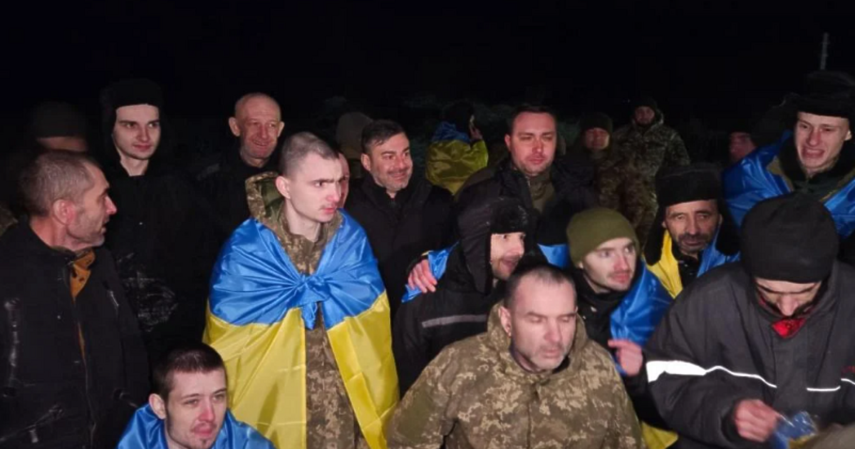 207 украински военнослужещи и цивилни, попаднали в плен на Русия, бяха върнати