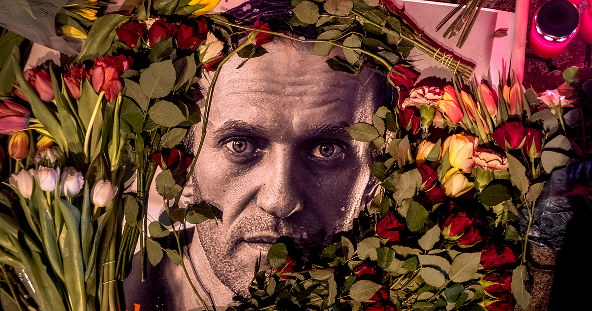 Виктор Ерофеев е сред най-известните съвременни руски писатели, литературовед, радио-