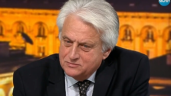 Като служебен и редовен вътрешен министър Бойко Рашков е бил