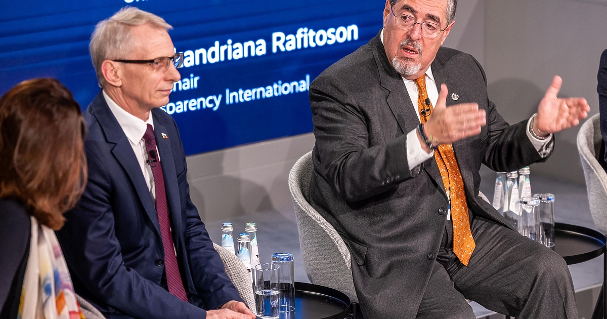 Премиерът Николай Денков и австрийският външен министър Александър Шаленберг обсъдиха