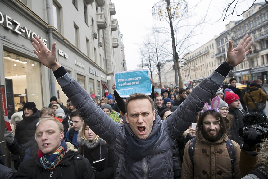 ДЕНЯТ В НЯКОЛКО РЕДА: Навални е мъртъв. И Путин го уби
