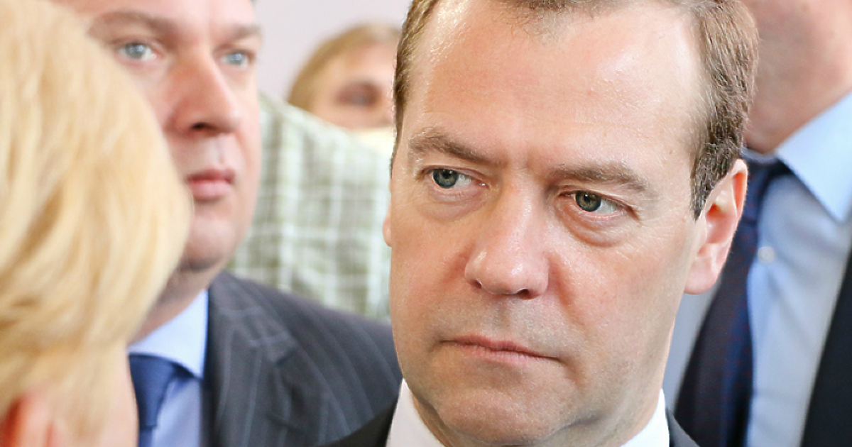 Снимка: Медведев: Дано Макрон изпрати френски войници в Украйна
