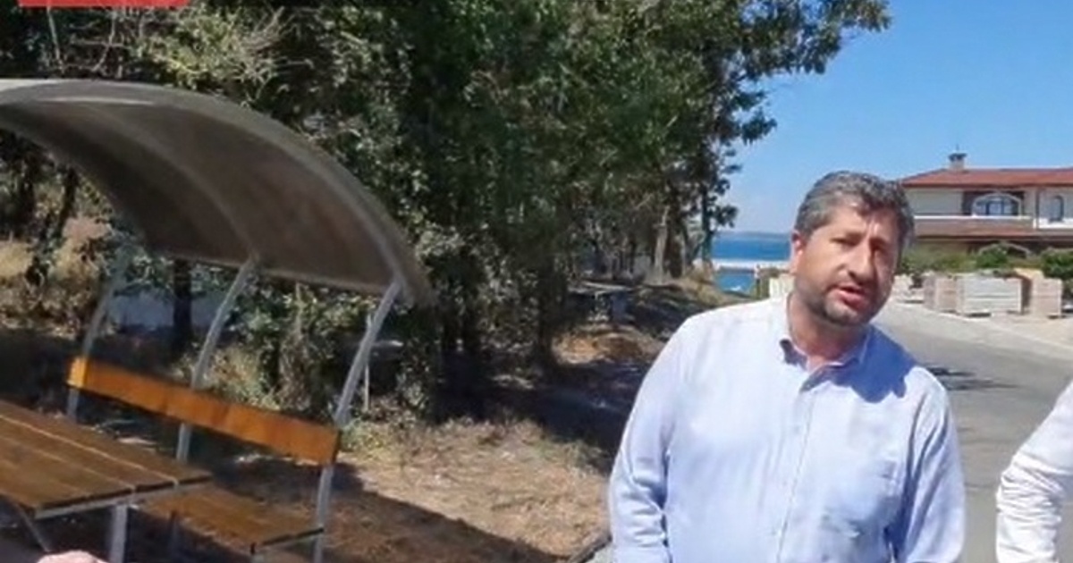 След като е премислил през събота и неделя, съ-председателят на