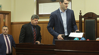 Тревожен сигнал от дамската тоалетна е вдигнал накрак прокуратурата от